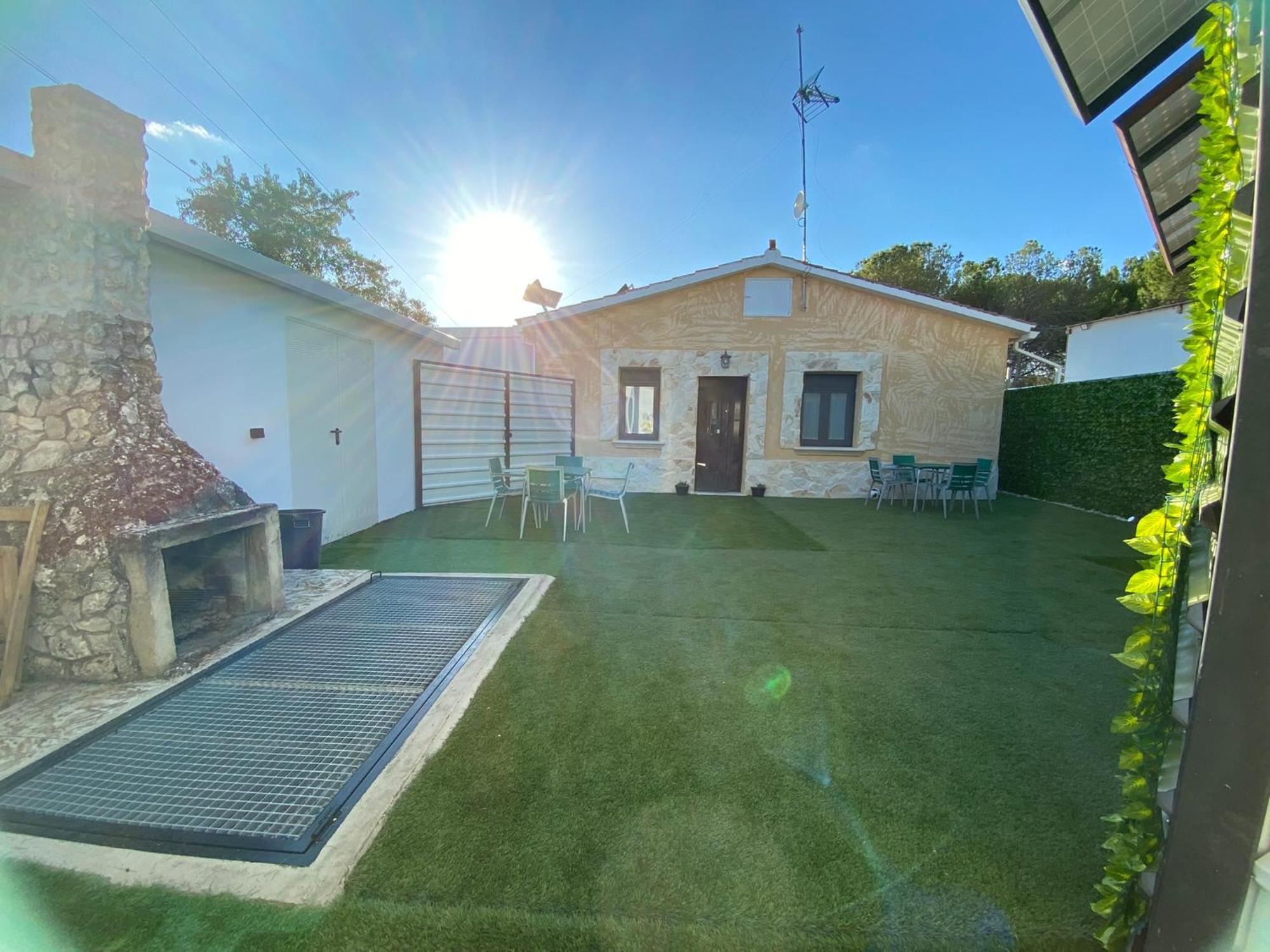 Casitas El Raso Villa Aldeamayor de San Martin Exterior photo